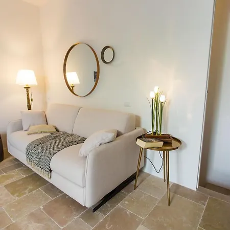 Rosa * Конверсано